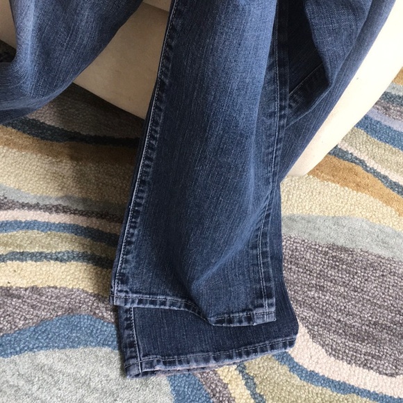 2pr Eddie Bauer straight jeans ex con 34 x30 $40 - Picture 3 of 3